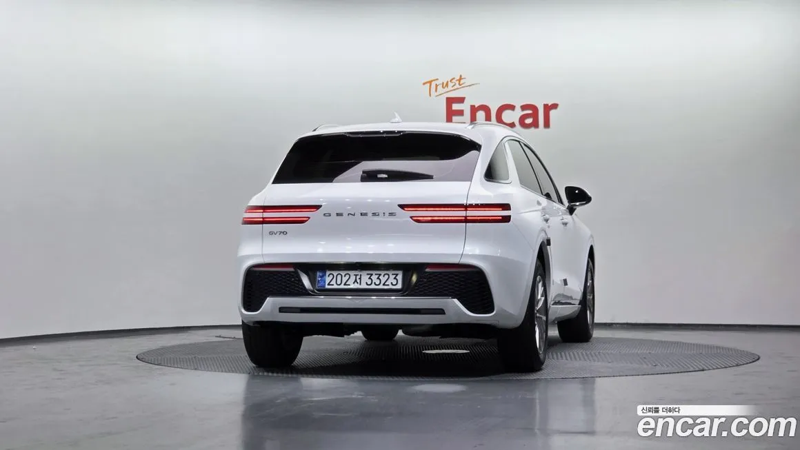 Genesis GV70 2023 из KR, фото 3