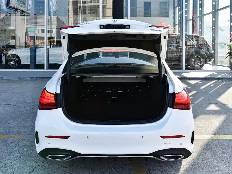 Mercedes-Benz A-Class 2024 из CN, фото 8