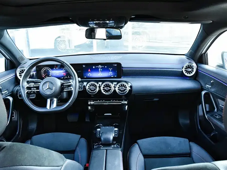 Mercedes-Benz A-Class 2024 из CN, фото 6