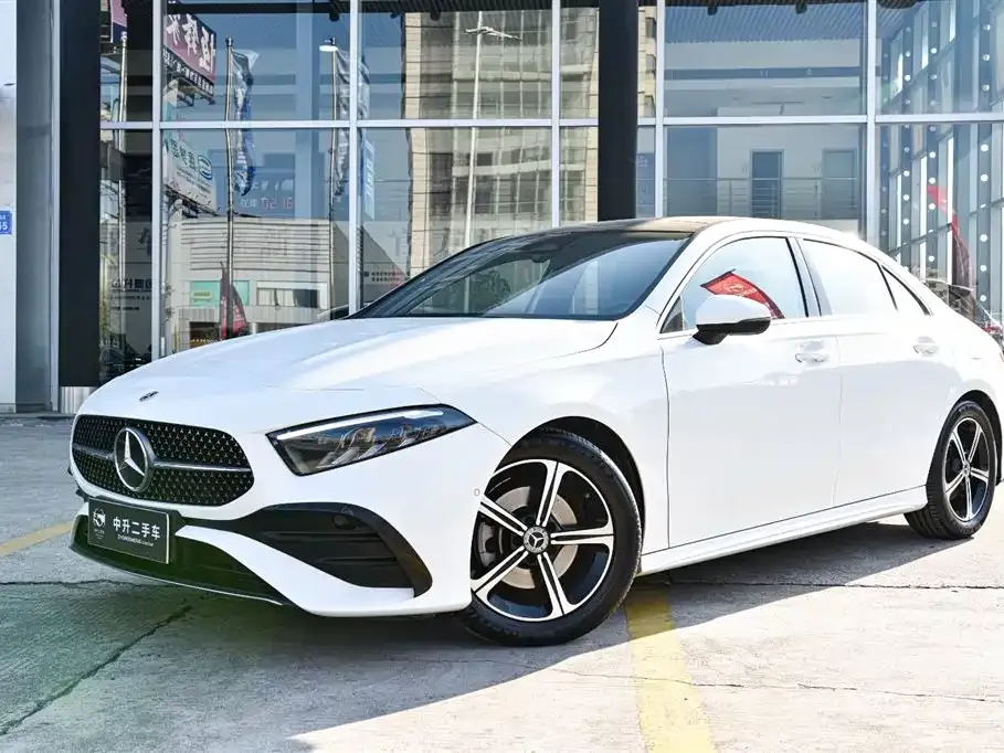 Mercedes-Benz A-Class 2024 из CN, фото 2