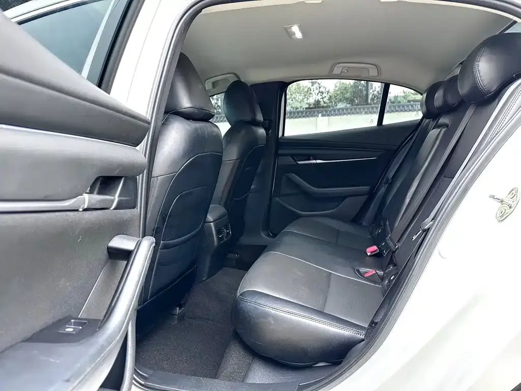 Mazda 3 Axela 2022 из CN, фото 5