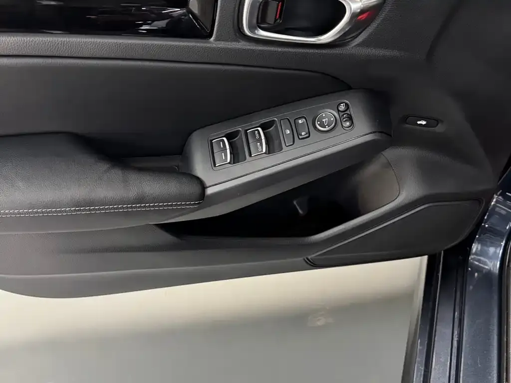 Honda Civic 2023 из CN, фото 3