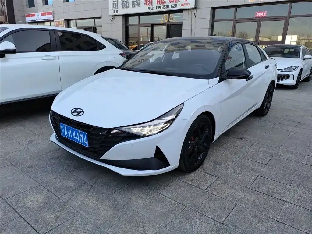 Hyundai Elantra 2023 из CN, фото 5