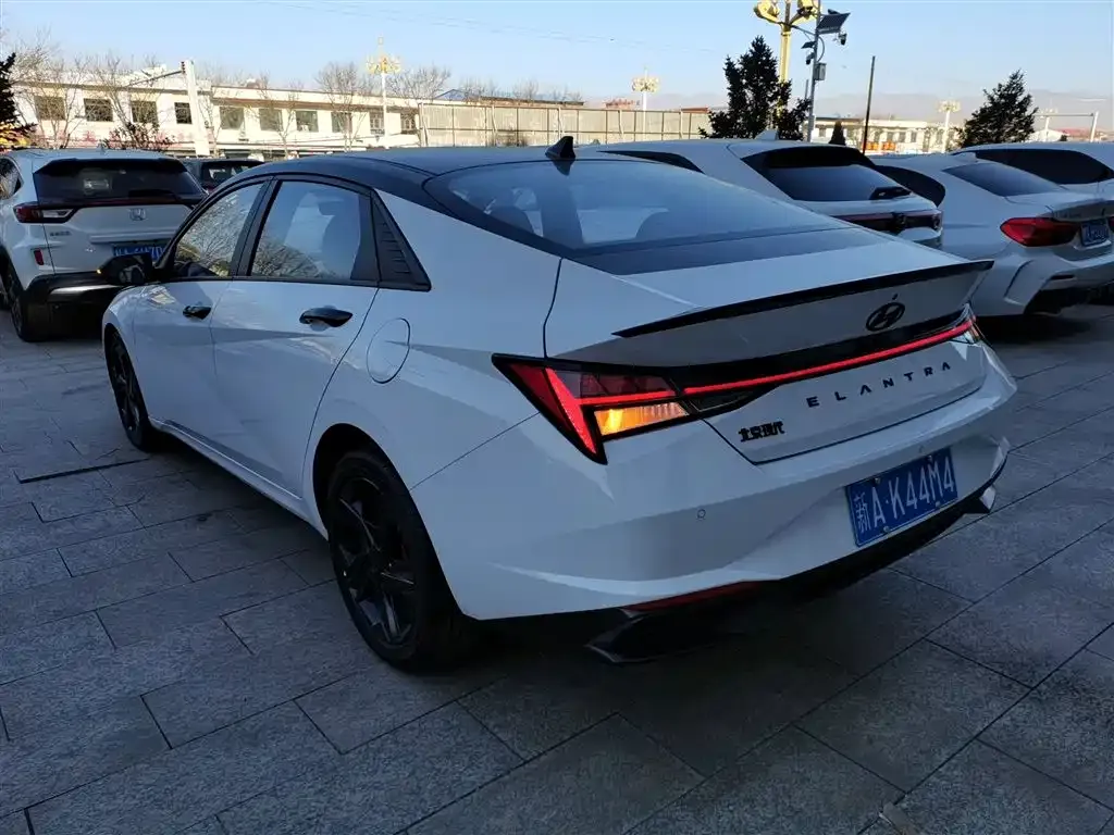 Hyundai Elantra 2023 из CN, фото 7