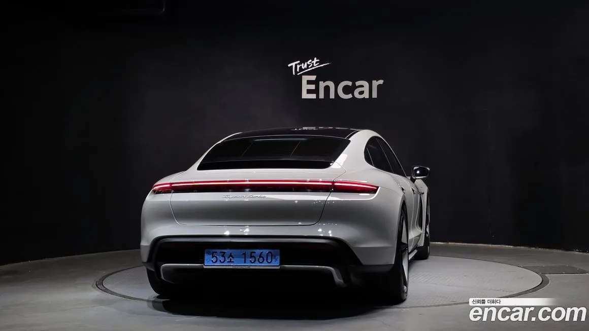 Porsche Taycan 2021 из KR, фото 4