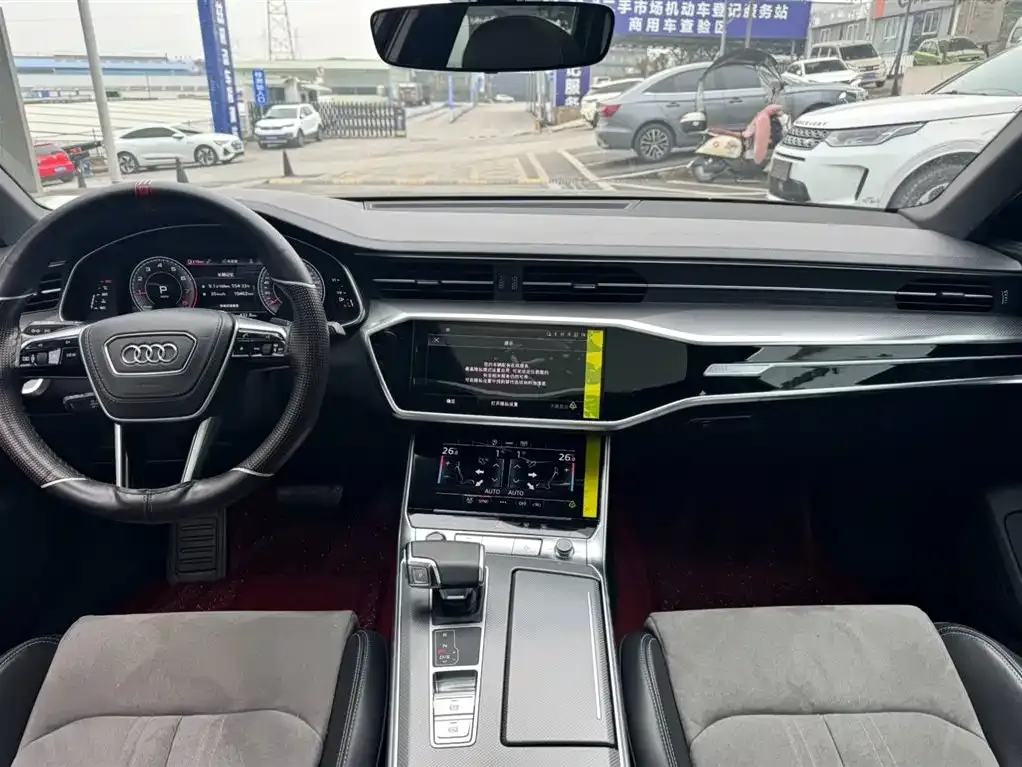 Audi A6L 2025 из CN, фото 3