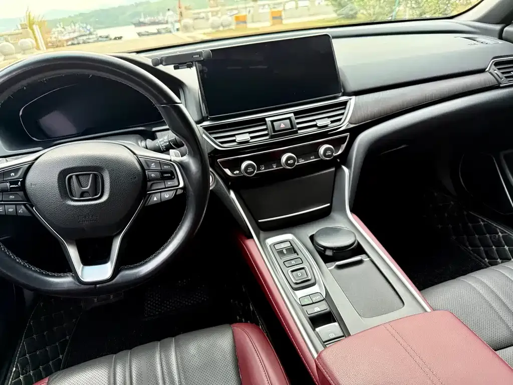 Honda Inspire — фото 10