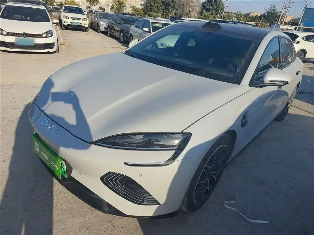 BYD Seal — фото 4