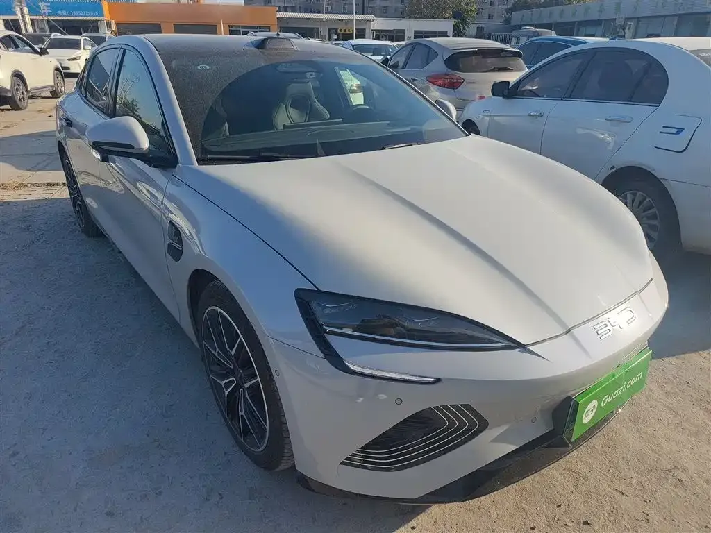 BYD Seal — фото 6