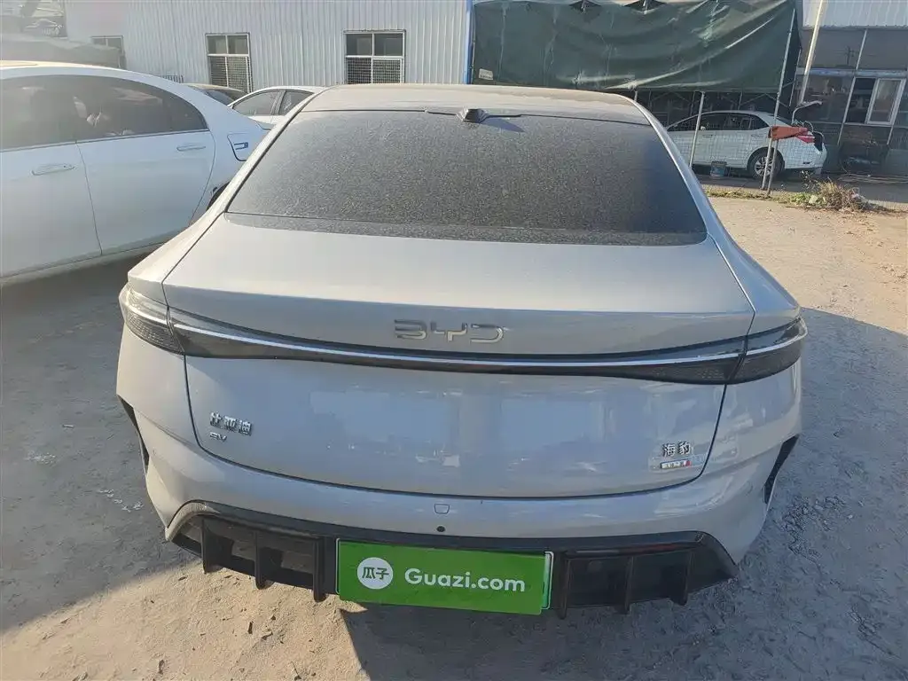 BYD Seal — фото 8