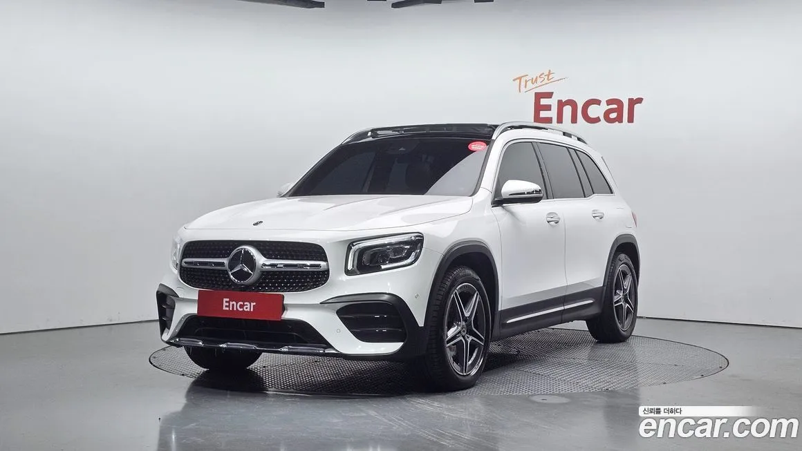 Mercedes-Benz GLB-Class — фото 1
