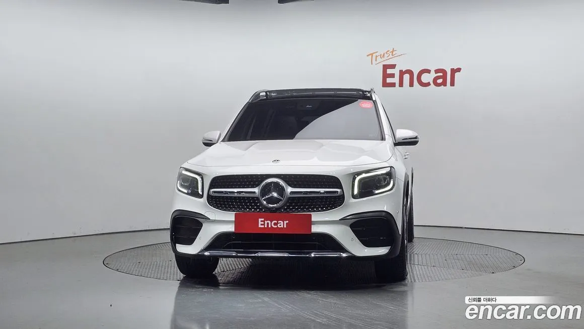 Mercedes-Benz GLB-Class — фото 2