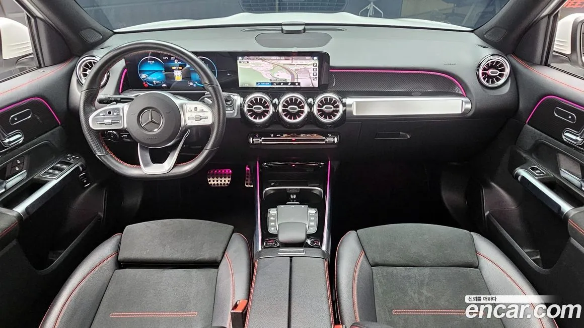 Mercedes-Benz GLB-Class — фото 10
