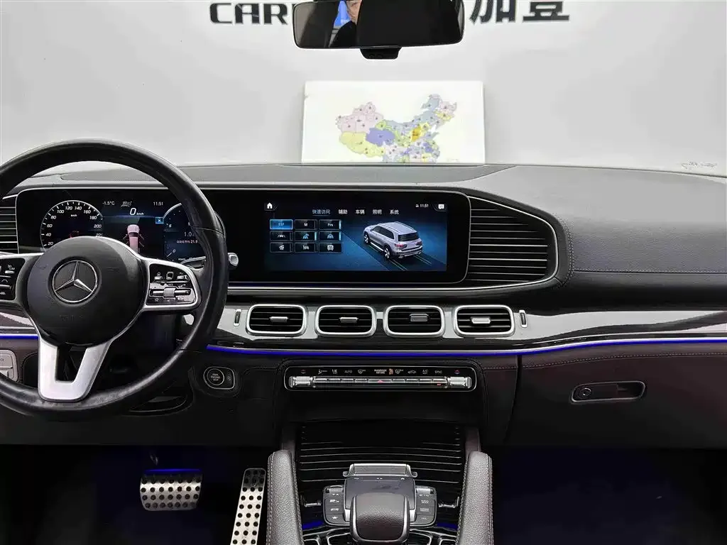 Mercedes-Benz GLS — фото 8