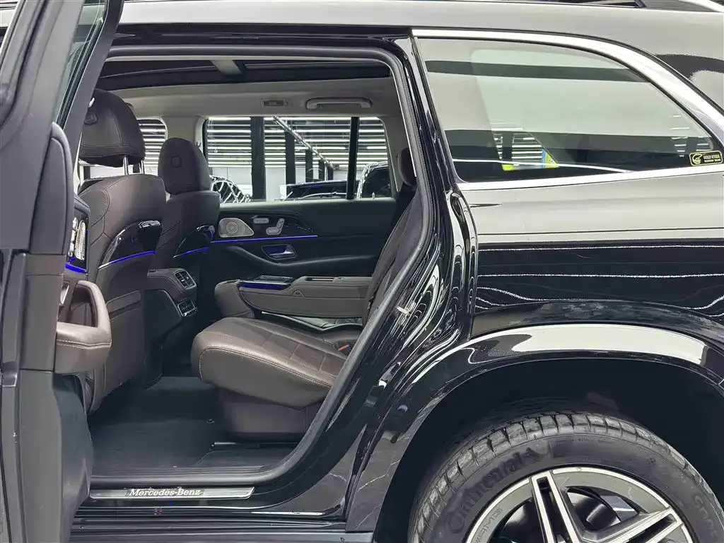 Mercedes-Benz GLS — фото 10