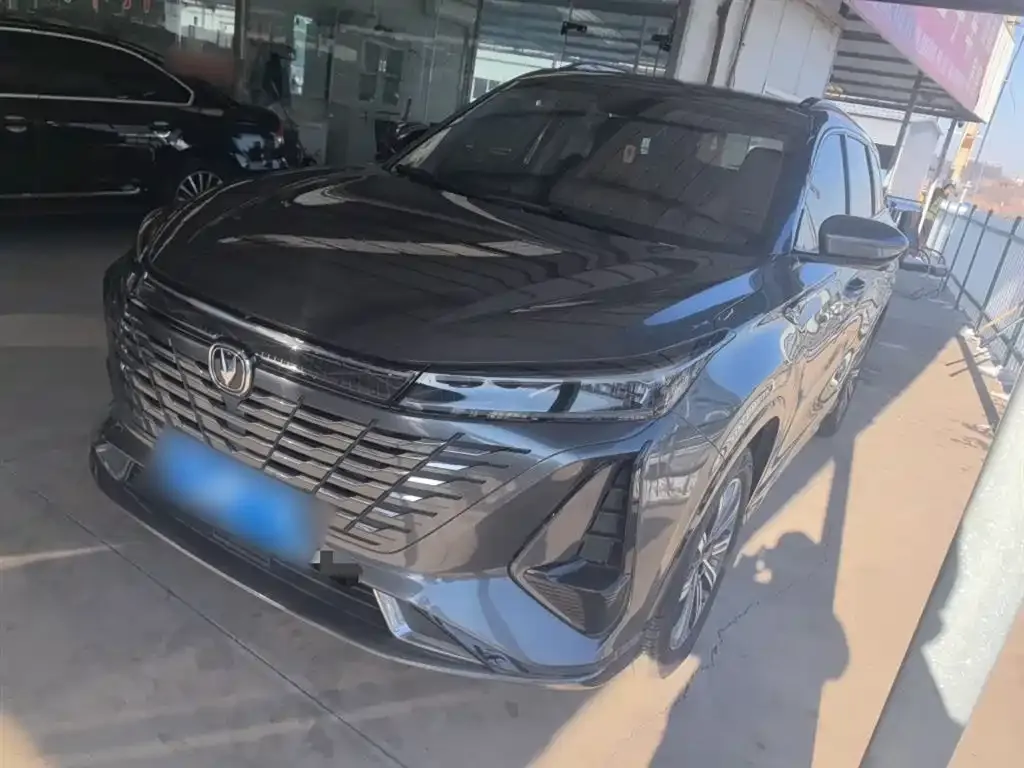 Changan CS75PLUS — фото 2