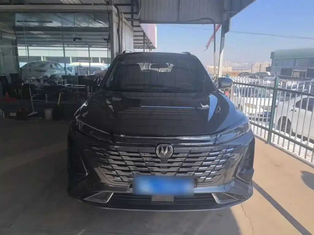 Changan CS75PLUS — фото 3