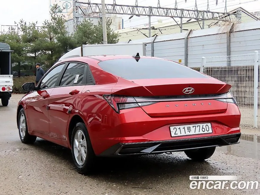 Hyundai AVANTE — фото 5