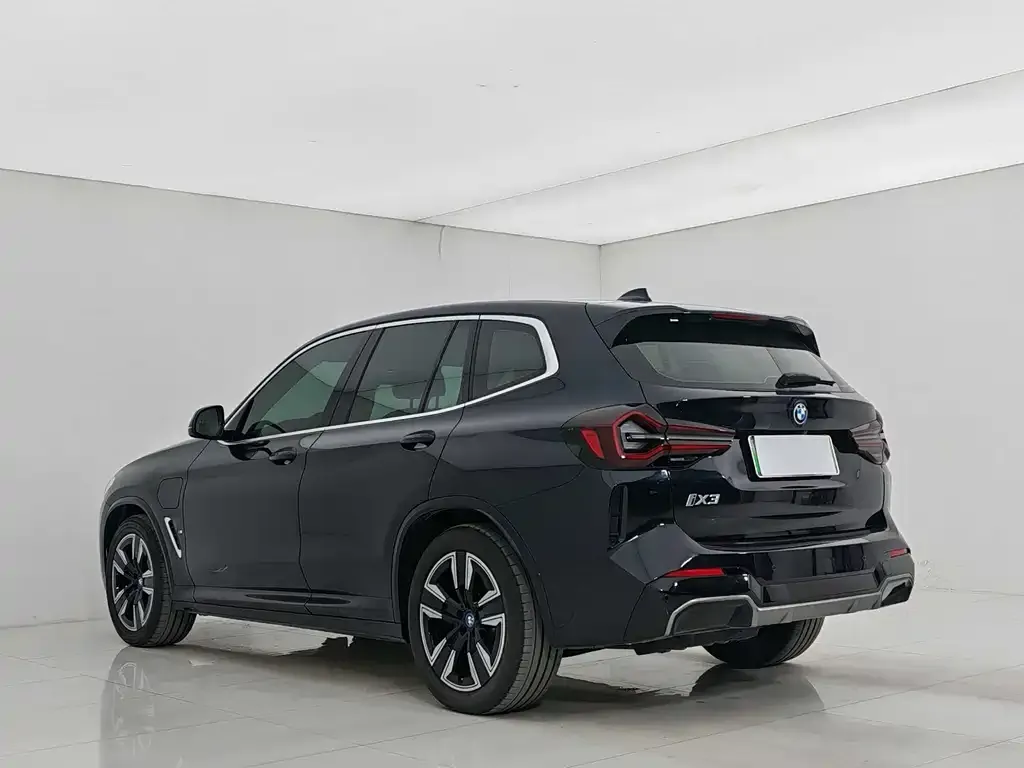 BMW iX3 2024 из CN, фото 5