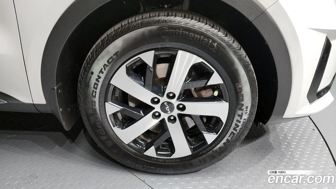 Kia Sorento — фото 4