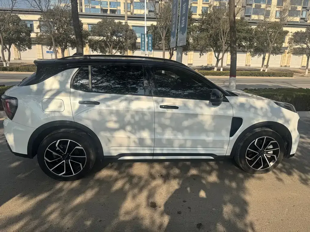 Lynk & Co 01 EM-P 2023 из CN, фото 4