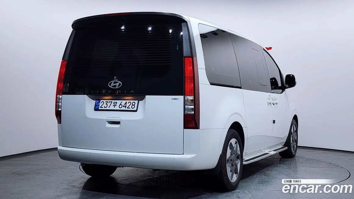 Hyundai Staria 2025 из KR, фото 9