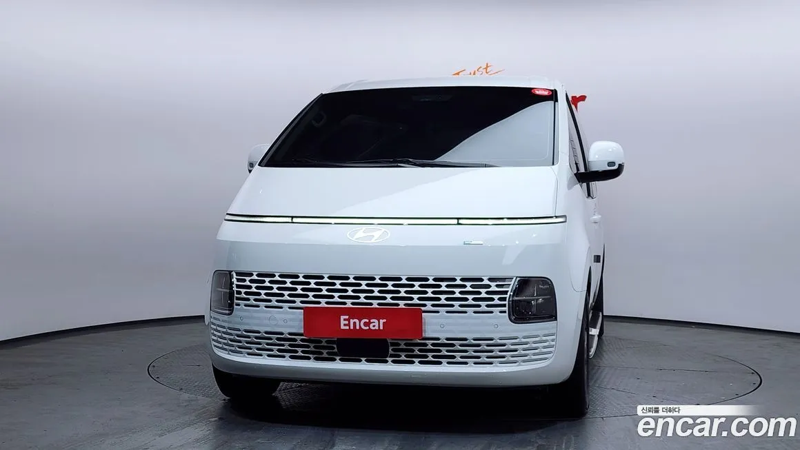 Hyundai Staria 2025 из KR, фото 3