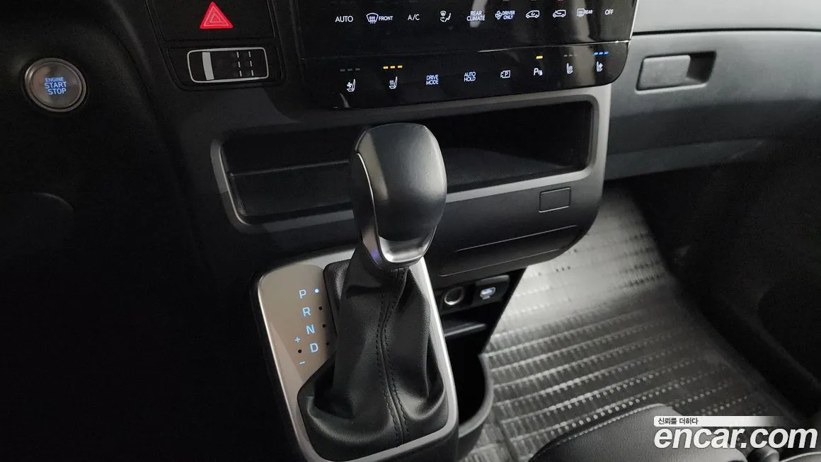 Hyundai Staria 2025 из KR, фото 4