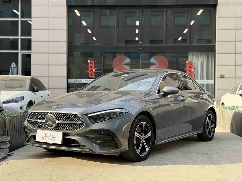 Mercedes-Benz A-Class — фото 1
