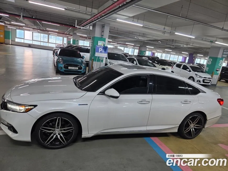 Honda Accord — фото 3