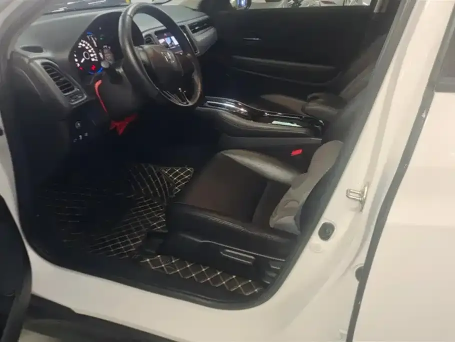 Honda Vezel 2021 из CN, фото 4