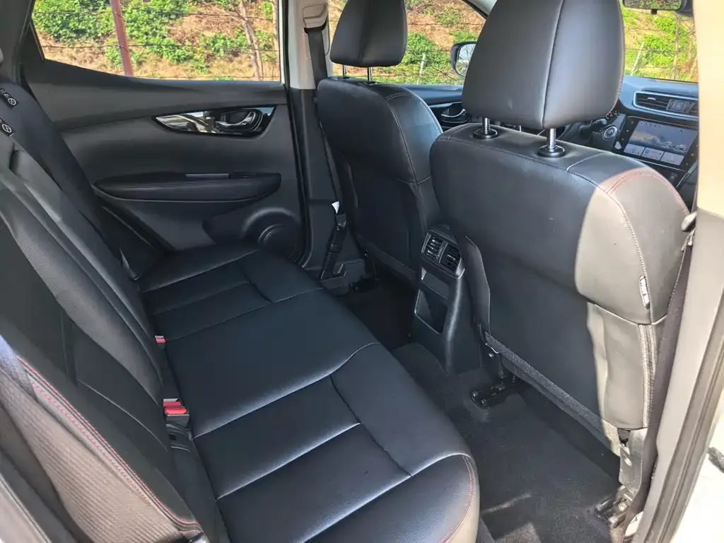 Nissan Qashqai 2021 из CN, фото 3
