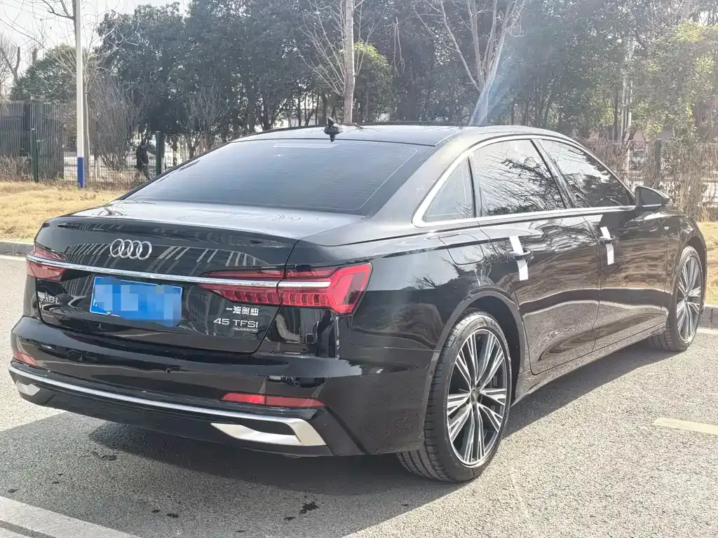 Audi A6L 2025 из CN, фото 8
