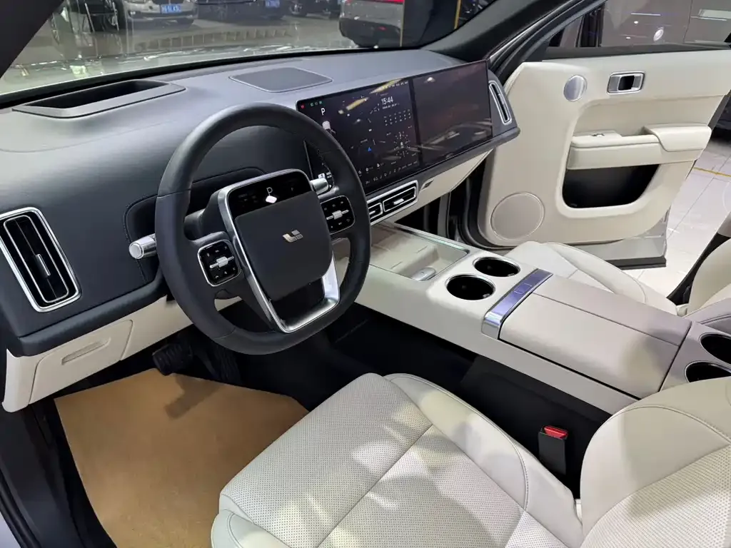 Li Auto L9 2024 из CN, фото 2