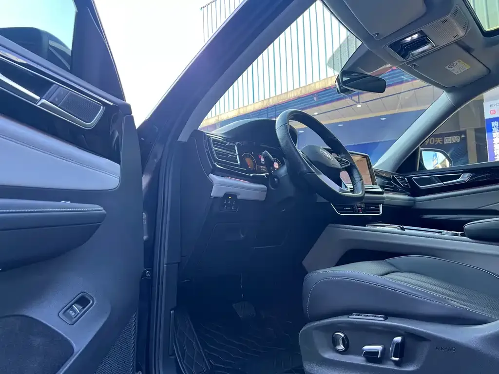 Volkswagen Teramont 2023 из CN, фото 7