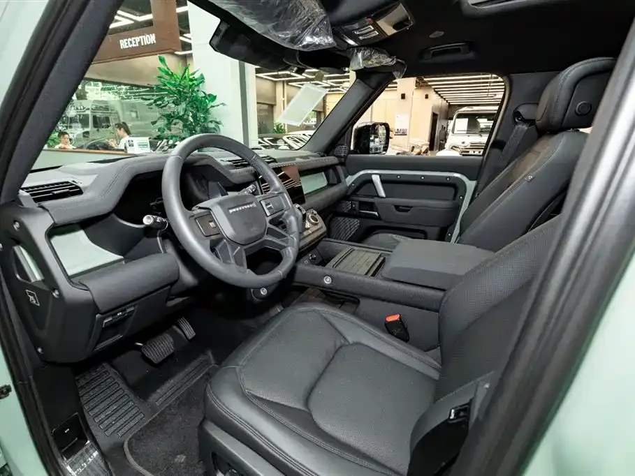 Land Rover Defender 2023 из CN, фото 10