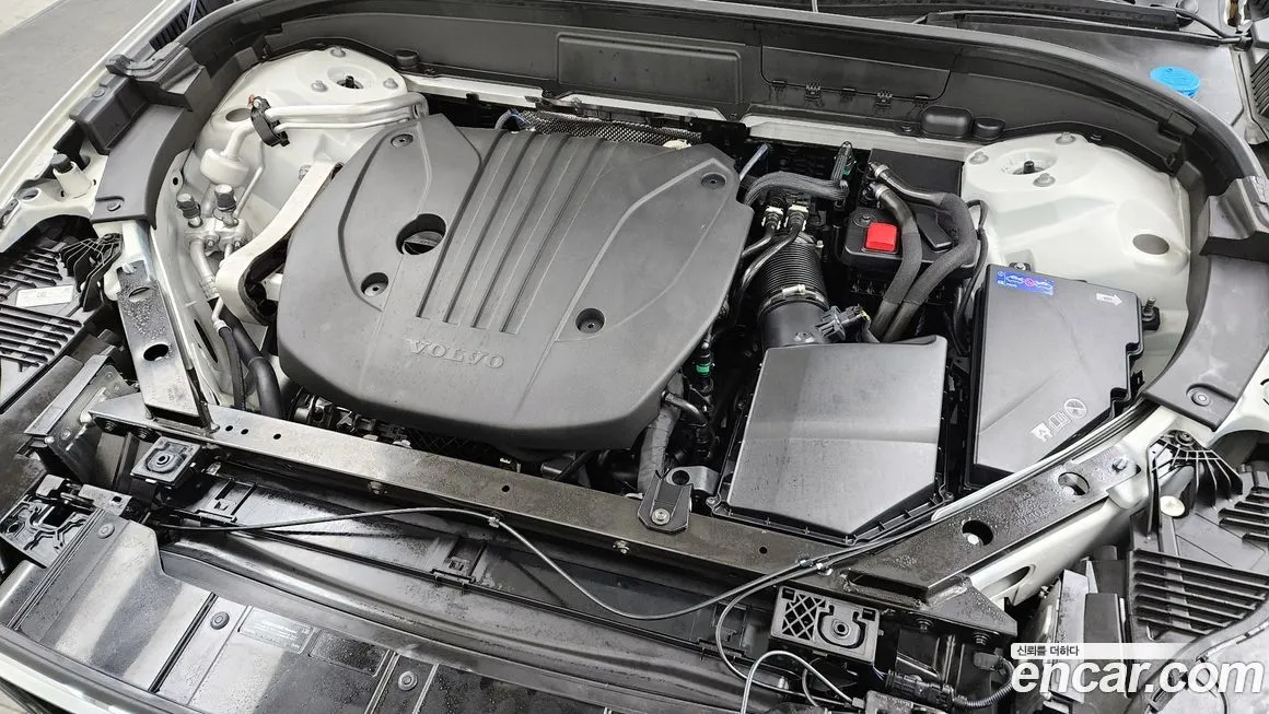 Volvo XC60 2024 из KR, фото 10