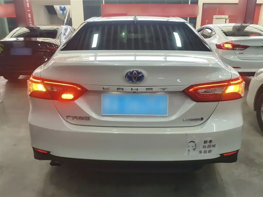 Toyota Camry 2022 из CN, фото 9