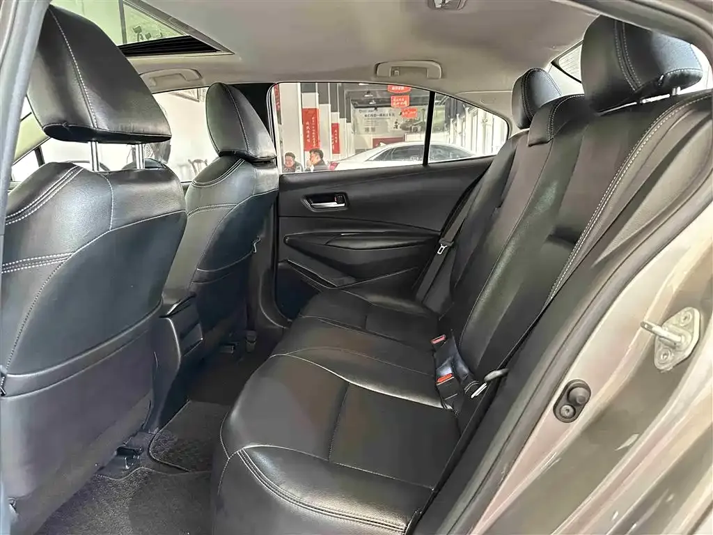 Toyota Corolla 2023 из CN, фото 9