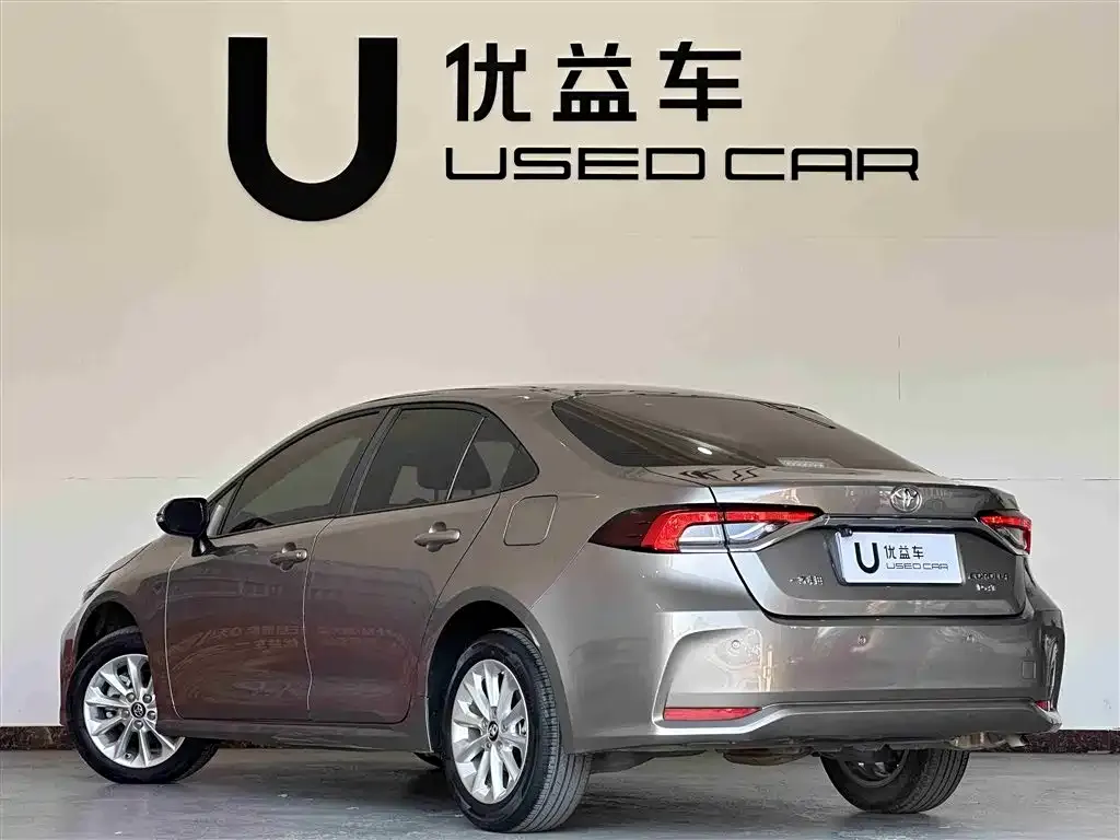 Toyota Corolla 2023 из CN, фото 7