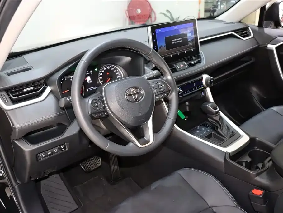 Toyota Wildlander 2022 из CN, фото 10