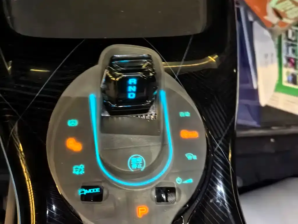 BYD Seal — фото 7