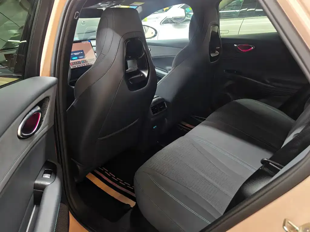 BYD Seal 06GT — фото 3