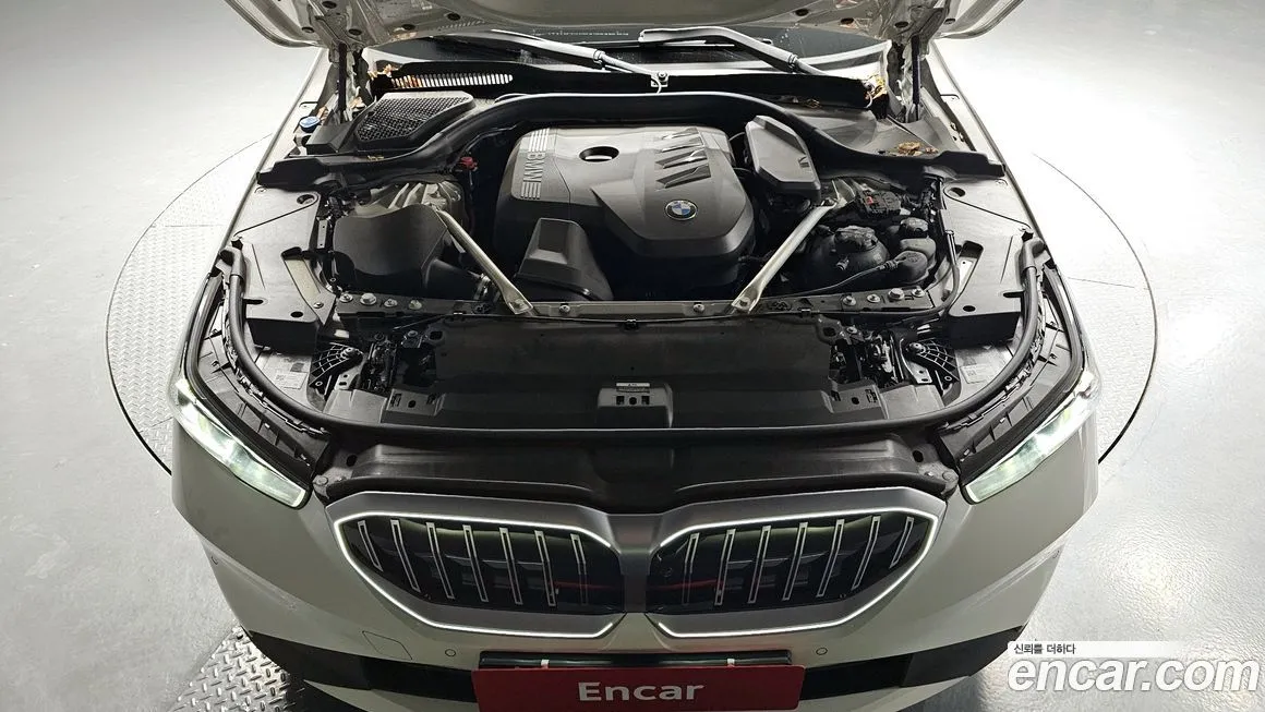 BMW 5-Series 2024 из KR, фото 6