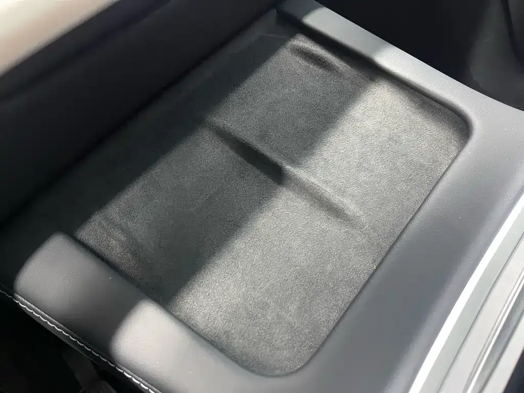 Tesla Model Y 2023 из CN, фото 6