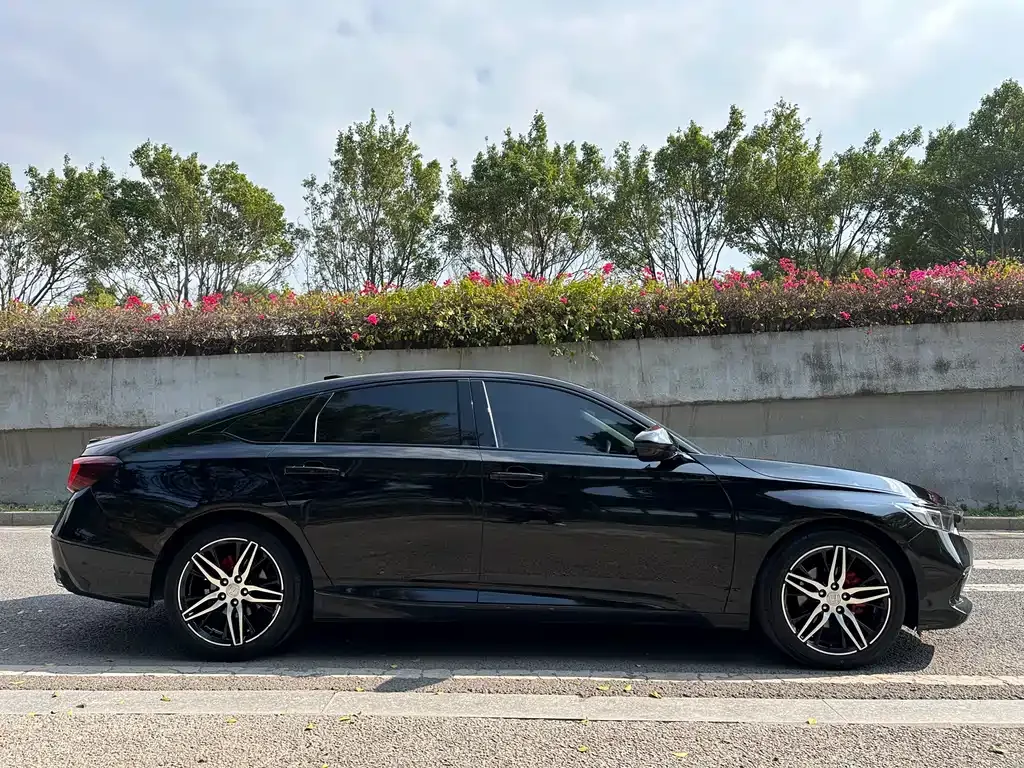 Honda Accord 2022 из CN, фото 4