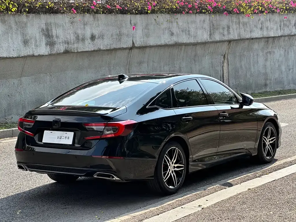 Honda Accord 2022 из CN, фото 8
