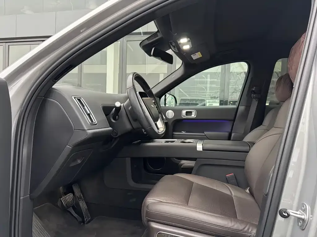 Li Auto L8 2023 из CN, фото 8
