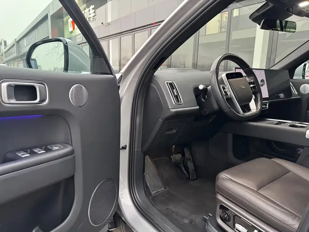Li Auto L8 2023 из CN, фото 6