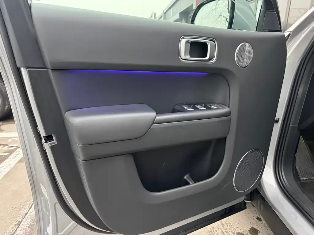 Li Auto L8 2023 из CN, фото 2